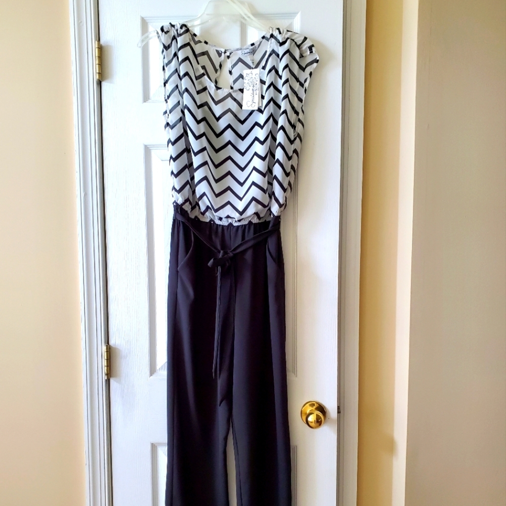 Jumpsuit Black & White by Speechless NWT